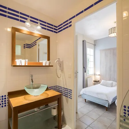 Daire Apartment In Basque Country With Pool Access