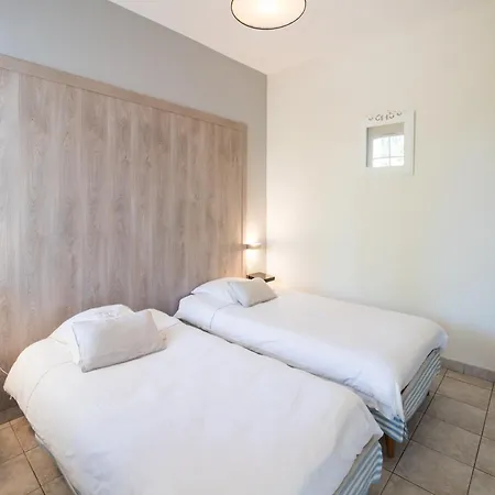 Daire Apartment In Basque Country With Pool Access