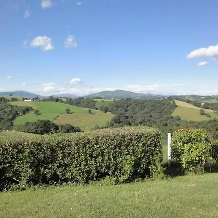 Apartment In Basque Country With Pool Access * La Bastide-Clairence
